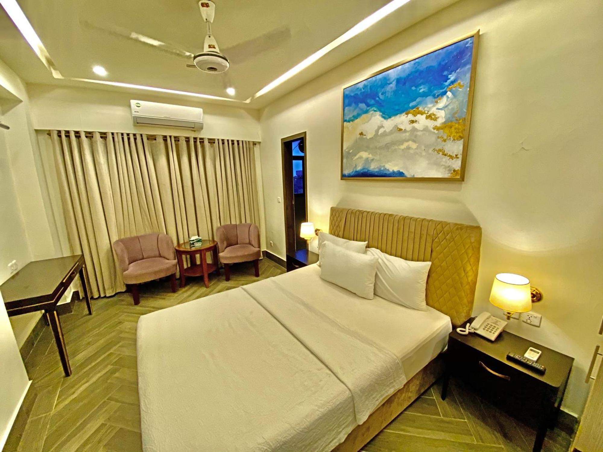Shelton'S Ambassador Otel İslamabad Dış mekan fotoğraf