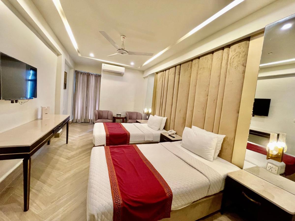Shelton'S Ambassador Otel İslamabad Dış mekan fotoğraf