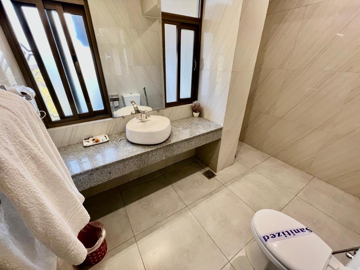 Shelton'S Ambassador Otel İslamabad Dış mekan fotoğraf